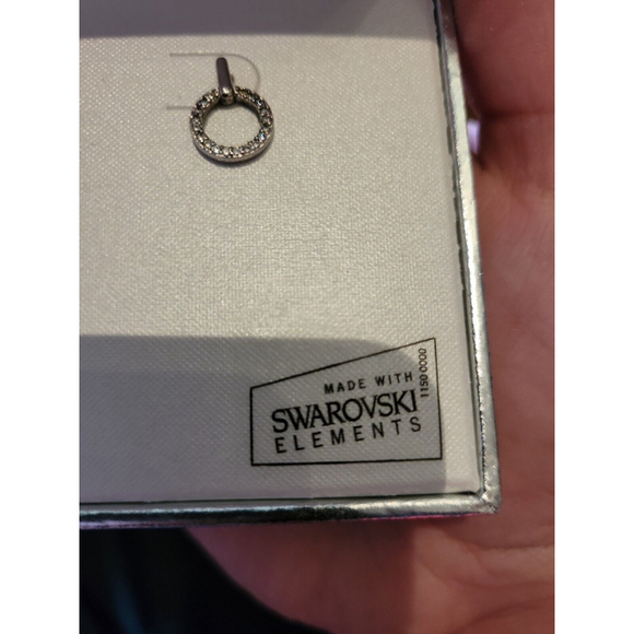 Swarovski Crystal Elements Earrings Small Circle Pave Clear Crystal Fancy Shiny - Picture 3 of 6